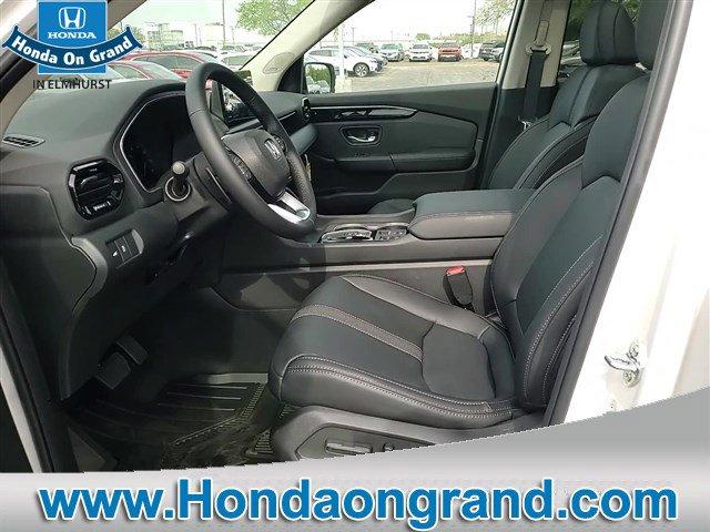new 2025 Honda Pilot car, priced at $49,122