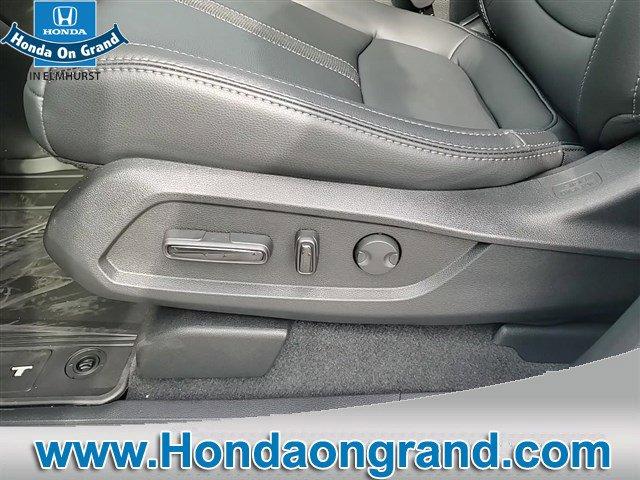 new 2025 Honda Pilot car, priced at $49,122