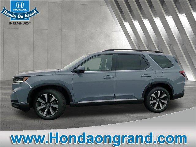 new 2025 Honda Pilot car, priced at $50,605