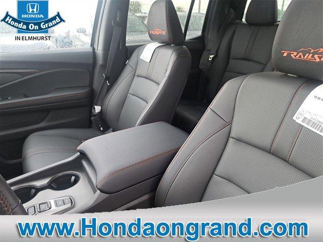 new 2025 Honda Ridgeline car, priced at $44,017