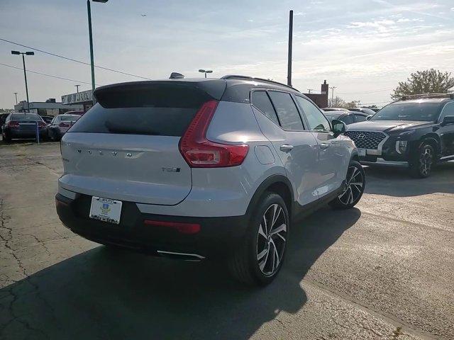 used 2020 Volvo XC40 car, priced at $26,999