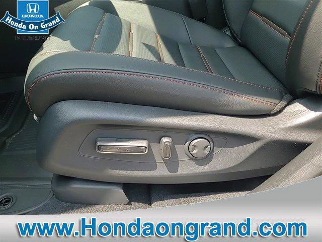 new 2026 Honda CR-V Hybrid car