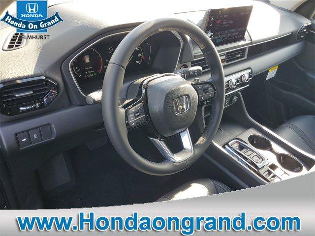 new 2025 Honda Pilot car, priced at $44,816