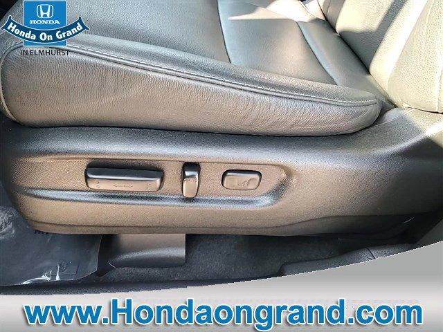 used 2021 Honda Pilot car, priced at $29,999