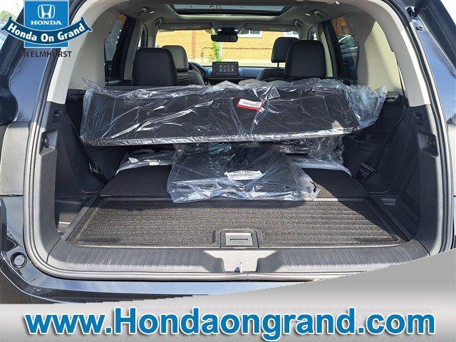 new 2025 Honda Pilot car, priced at $50,850