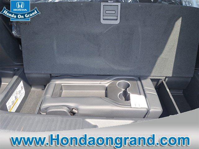 new 2025 Honda Pilot car, priced at $50,850