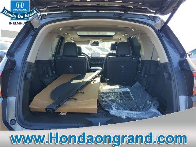 new 2025 Honda Pilot car, priced at $50,850
