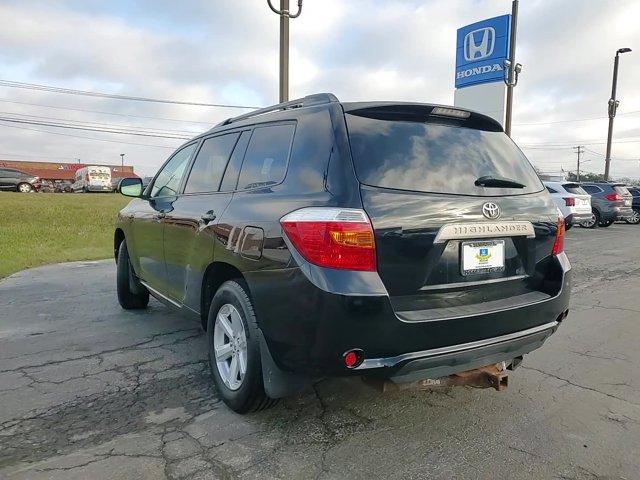 used 2010 Toyota Highlander car, priced at $9,992