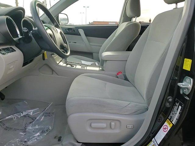 used 2010 Toyota Highlander car, priced at $9,992