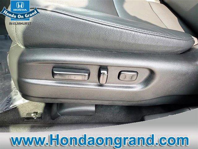 used 2021 Honda Pilot car, priced at $29,499