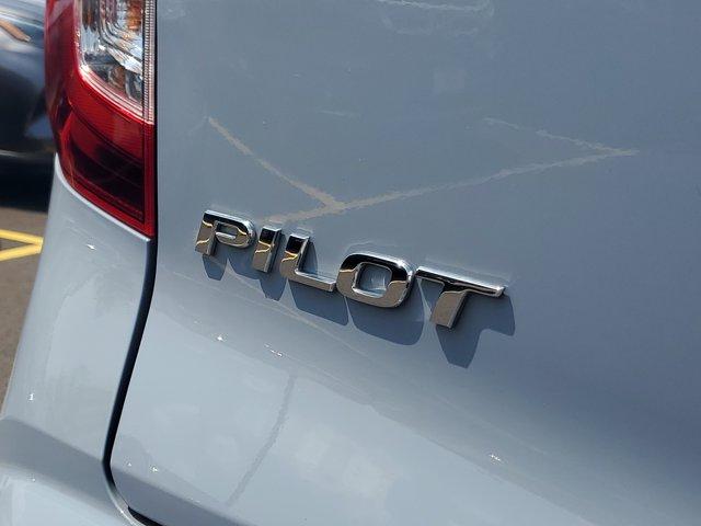 used 2022 Honda Pilot car, priced at $35,999