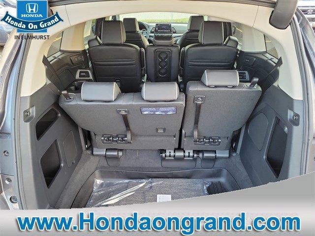 new 2026 Honda Odyssey car, priced at $48,952