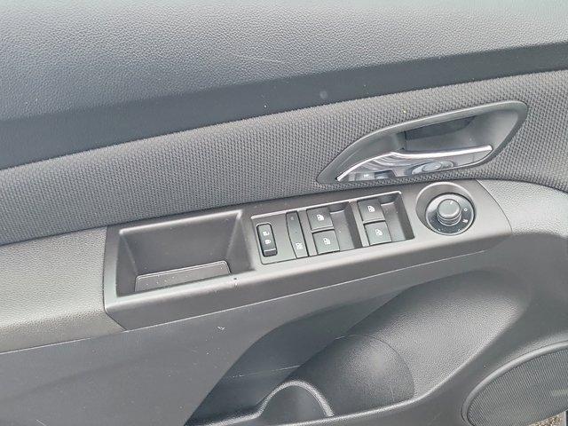 used 2015 Chevrolet Cruze car, priced at $5,999