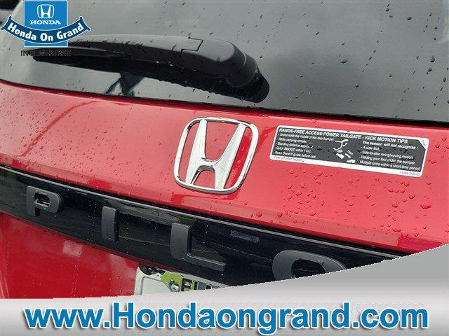 new 2025 Honda Pilot car, priced at $52,575