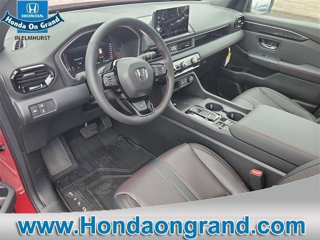 new 2025 Honda Pilot car, priced at $52,575