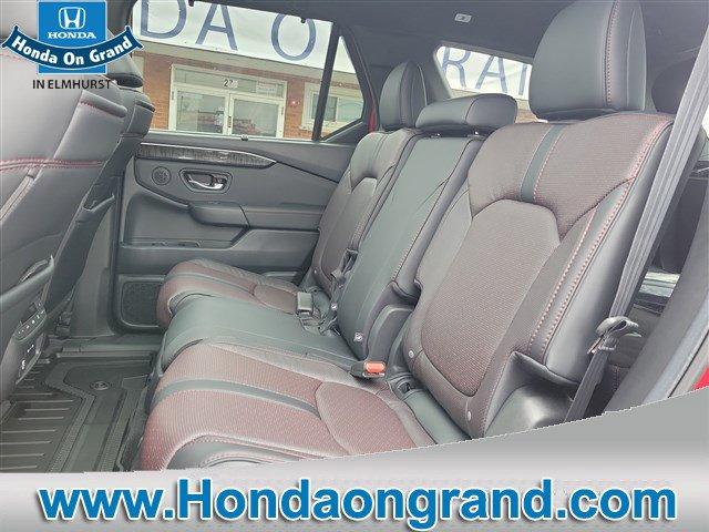 new 2025 Honda Pilot car, priced at $52,575