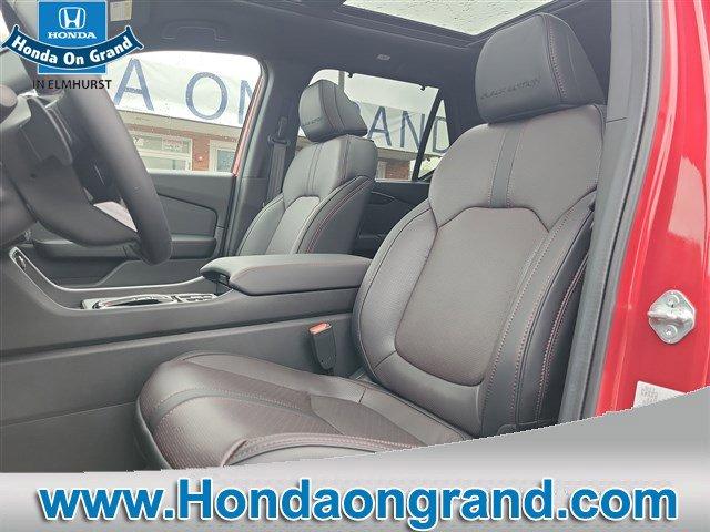 new 2025 Honda Pilot car, priced at $52,575