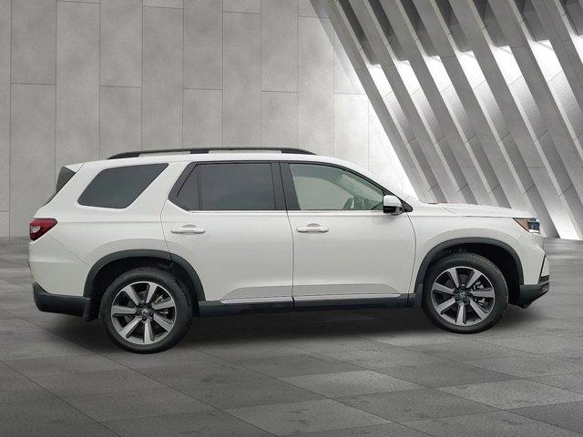 used 2024 Honda Pilot car, priced at $46,999