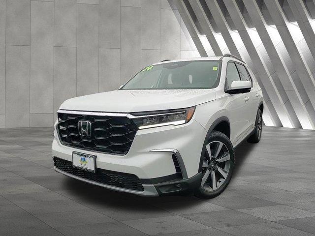 used 2024 Honda Pilot car, priced at $46,999