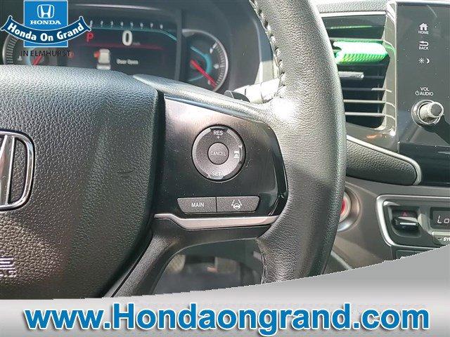 used 2022 Honda Pilot car, priced at $30,999