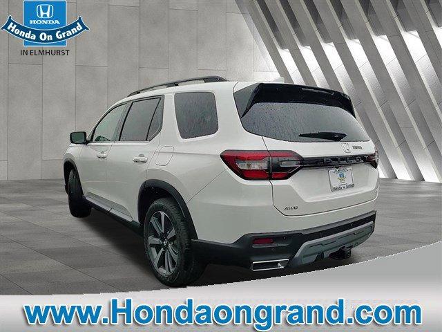 new 2025 Honda Pilot car