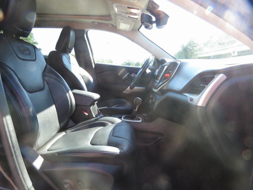 used 2018 Jeep Cherokee car, priced at $19,698