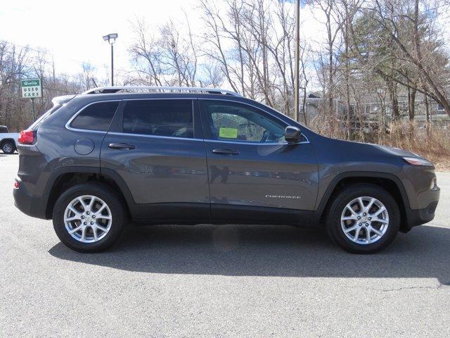 used 2016 Jeep Cherokee car, priced at $15,344