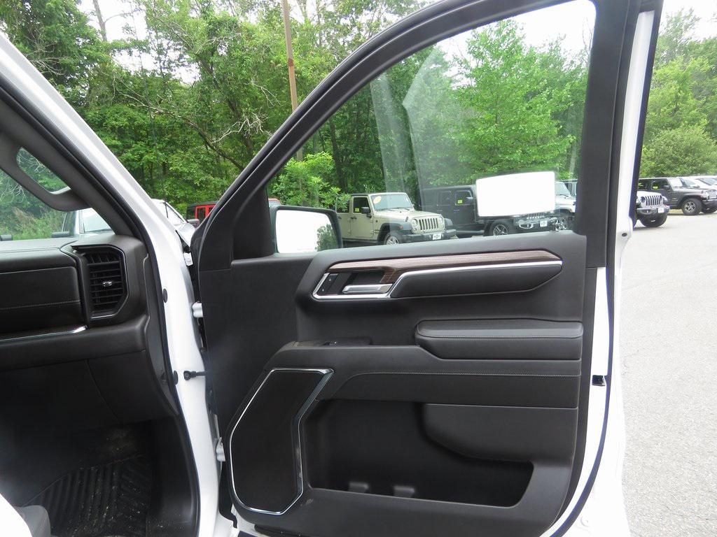 used 2024 Chevrolet Silverado 1500 car, priced at $45,878
