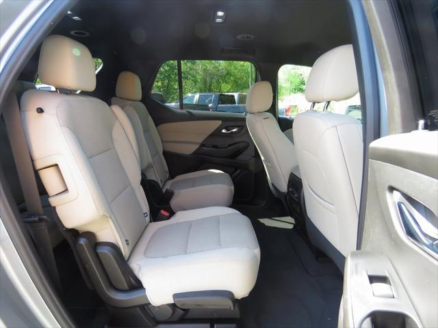 used 2023 Chevrolet Traverse car, priced at $28,153