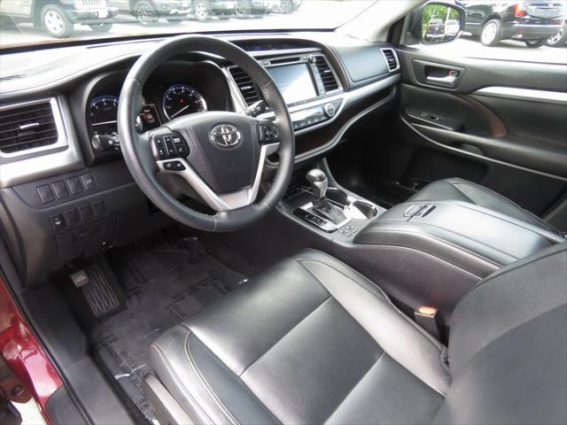used 2016 Toyota Highlander car, priced at $22,459