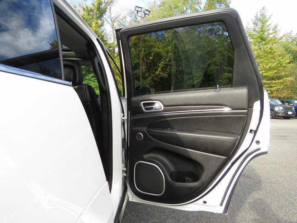 used 2021 Jeep Grand Cherokee car, priced at $35,900