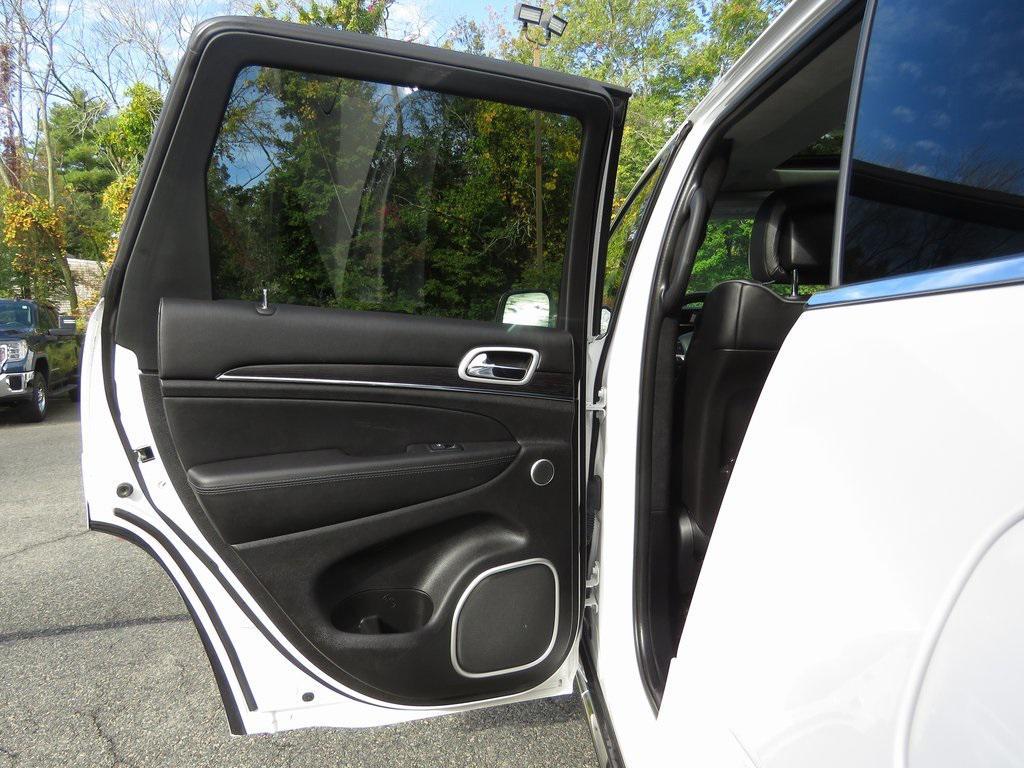 used 2021 Jeep Grand Cherokee car, priced at $35,900