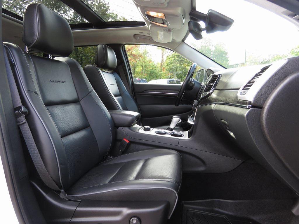 used 2021 Jeep Grand Cherokee car, priced at $35,900