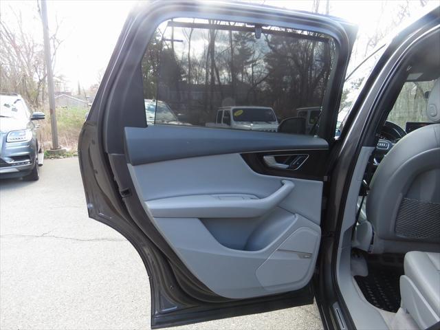 used 2018 Audi Q7 car, priced at $19,999