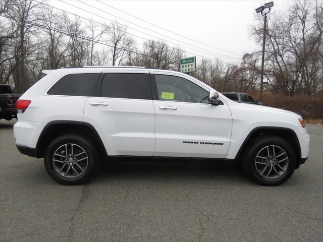 used 2017 Jeep Grand Cherokee car, priced at $17,914