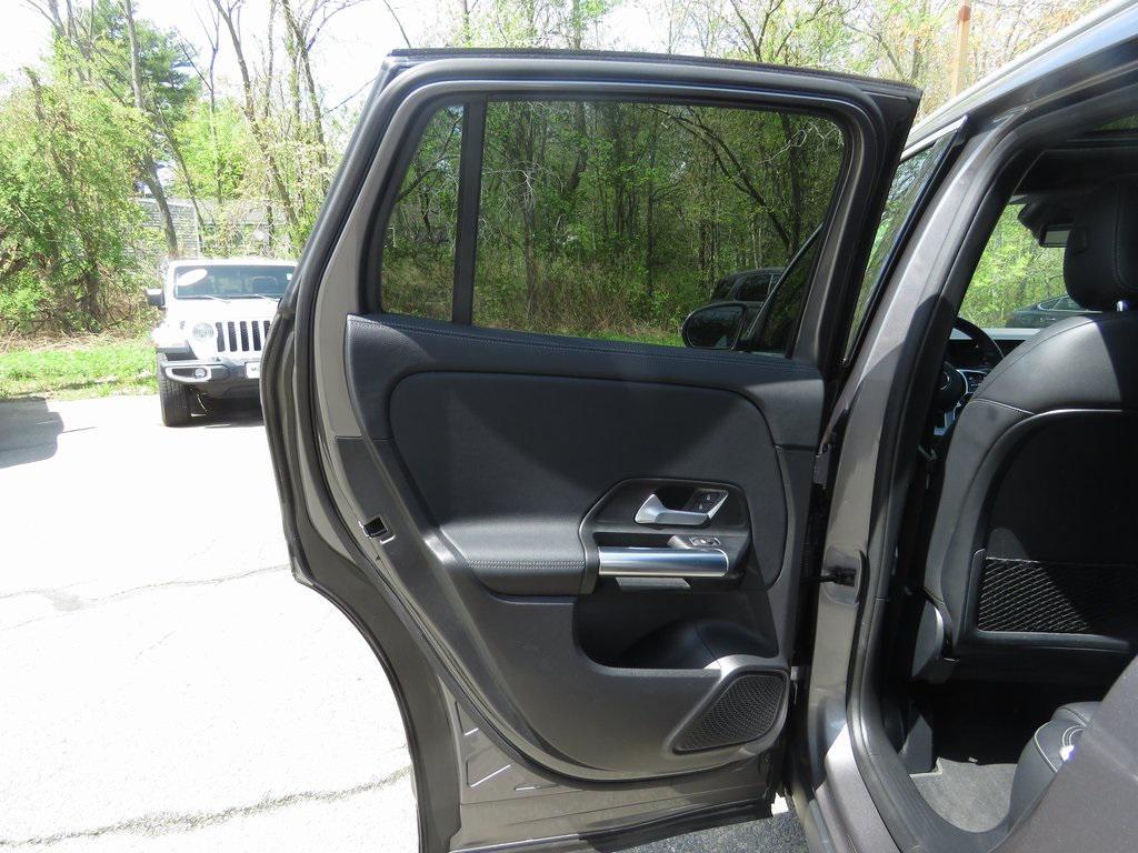 used 2021 Mercedes-Benz GLA 250 car, priced at $22,678