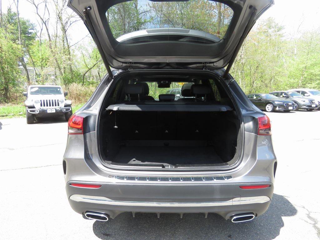 used 2021 Mercedes-Benz GLA 250 car, priced at $22,678