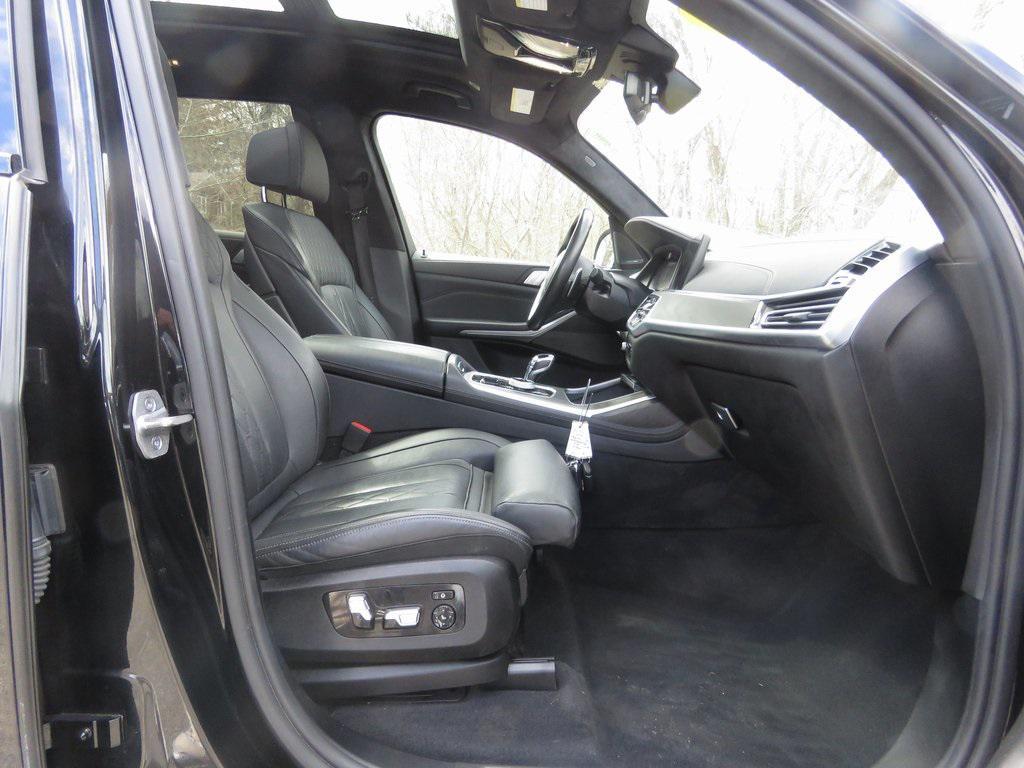 used 2022 BMW X7 car, priced at $50,951