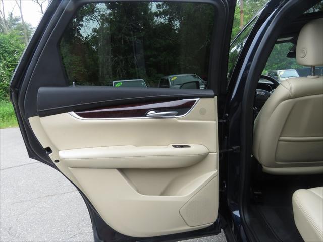 used 2017 Cadillac XT5 car, priced at $14,454
