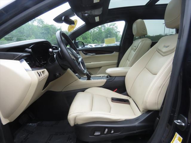 used 2017 Cadillac XT5 car, priced at $14,454