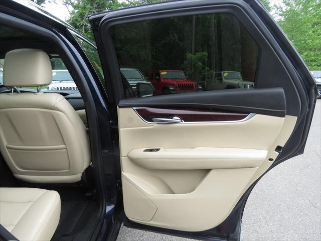 used 2017 Cadillac XT5 car, priced at $14,454
