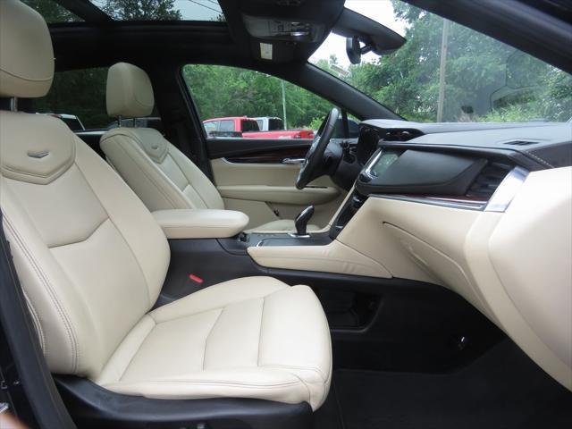 used 2017 Cadillac XT5 car, priced at $14,454