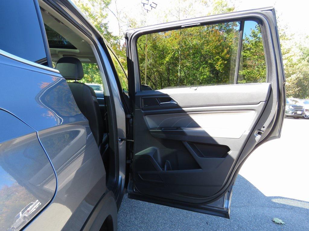 used 2022 Volkswagen Atlas car, priced at $32,495