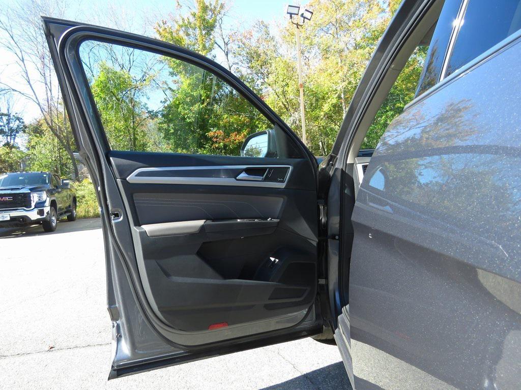 used 2022 Volkswagen Atlas car, priced at $32,495