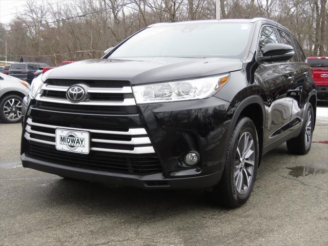 used 2019 Toyota Highlander car, priced at $27,509