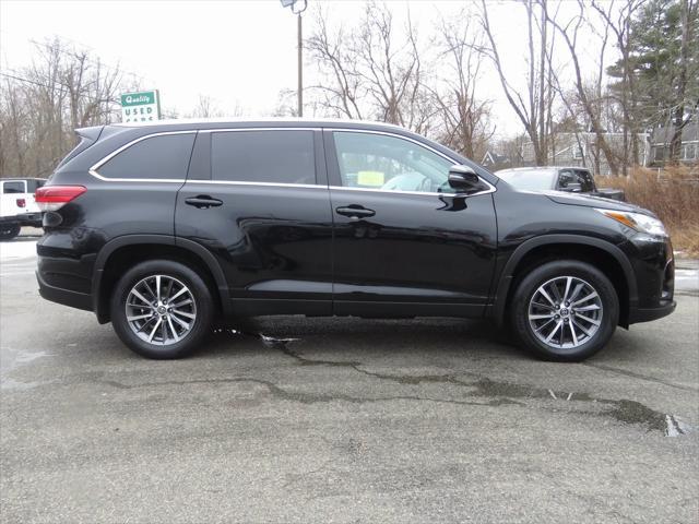 used 2019 Toyota Highlander car, priced at $27,509