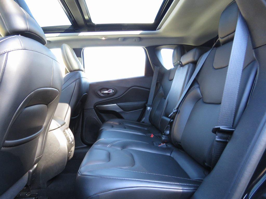 used 2021 Jeep Cherokee car, priced at $22,255