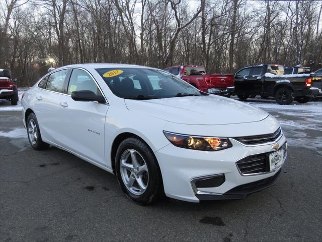 used 2017 Chevrolet Malibu car, priced at $14,283