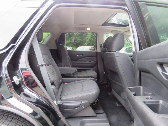 used 2022 Nissan Pathfinder car, priced at $28,231