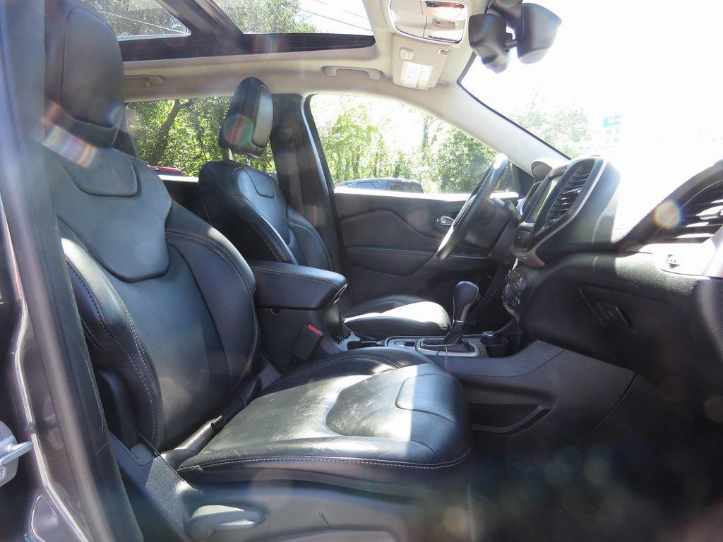 used 2016 Jeep Cherokee car, priced at $13,760